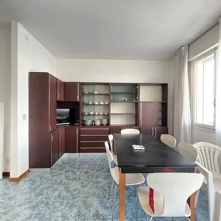 Apartment Cansiglio- Walterigato Apartments- Solo Per Famiglie Lido di Jesolo