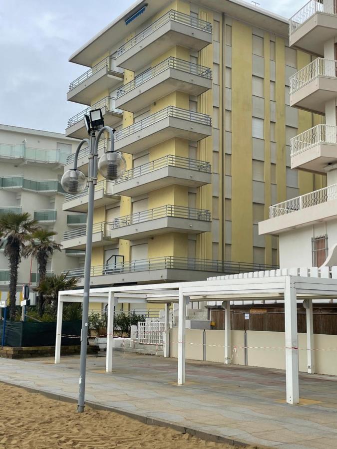 Cansiglio- Walterigato Apartments- Solo Per Famiglie Apartment Lido di Jesolo